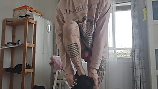 Twunk Invites Student with Massive Dick to Visit