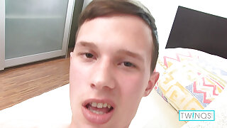 Horny Youngster Aaron A Makes Himself Cumshot With A Manstick Pump!