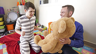 Family Dick: Wedged Brute - DakotaLovell