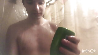 Hot Douche Time with Niko Springs